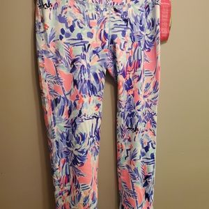Lilly Pulitzer luxletic upf 50 weekender cropped